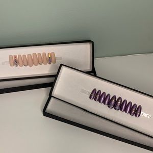 Maní X Press Nail Shop press on nails. NEW. Supplies included. Seem to be Size S